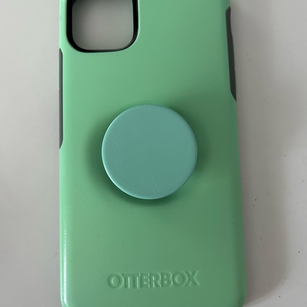 iPhone 11 Pro Max case - Picture 2 of 2